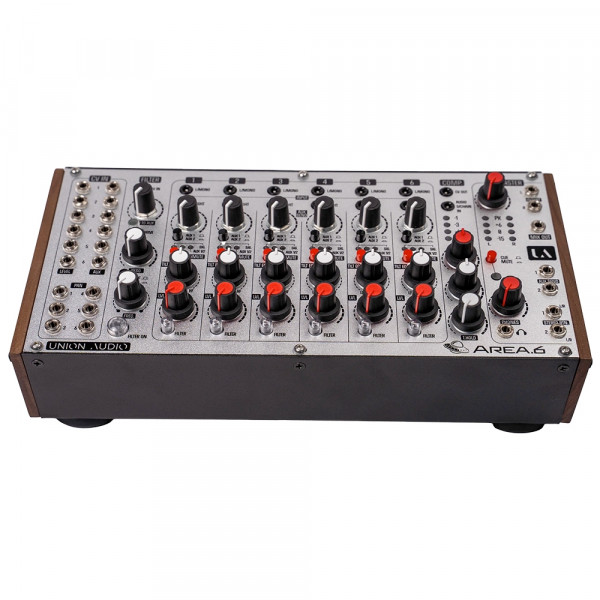 AREA.6 professioneller 6-Kanal Mixer im Desktop-Eurorack-Format